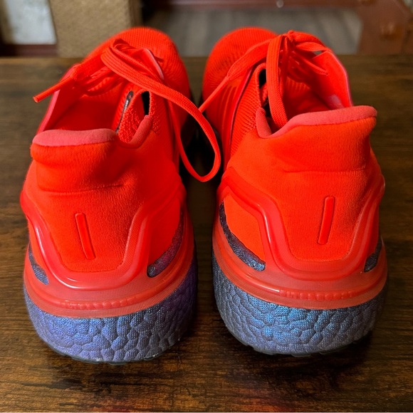 Adidas UltraBoost 4.0 ISS Series Solar Red - Picture 4 of 6